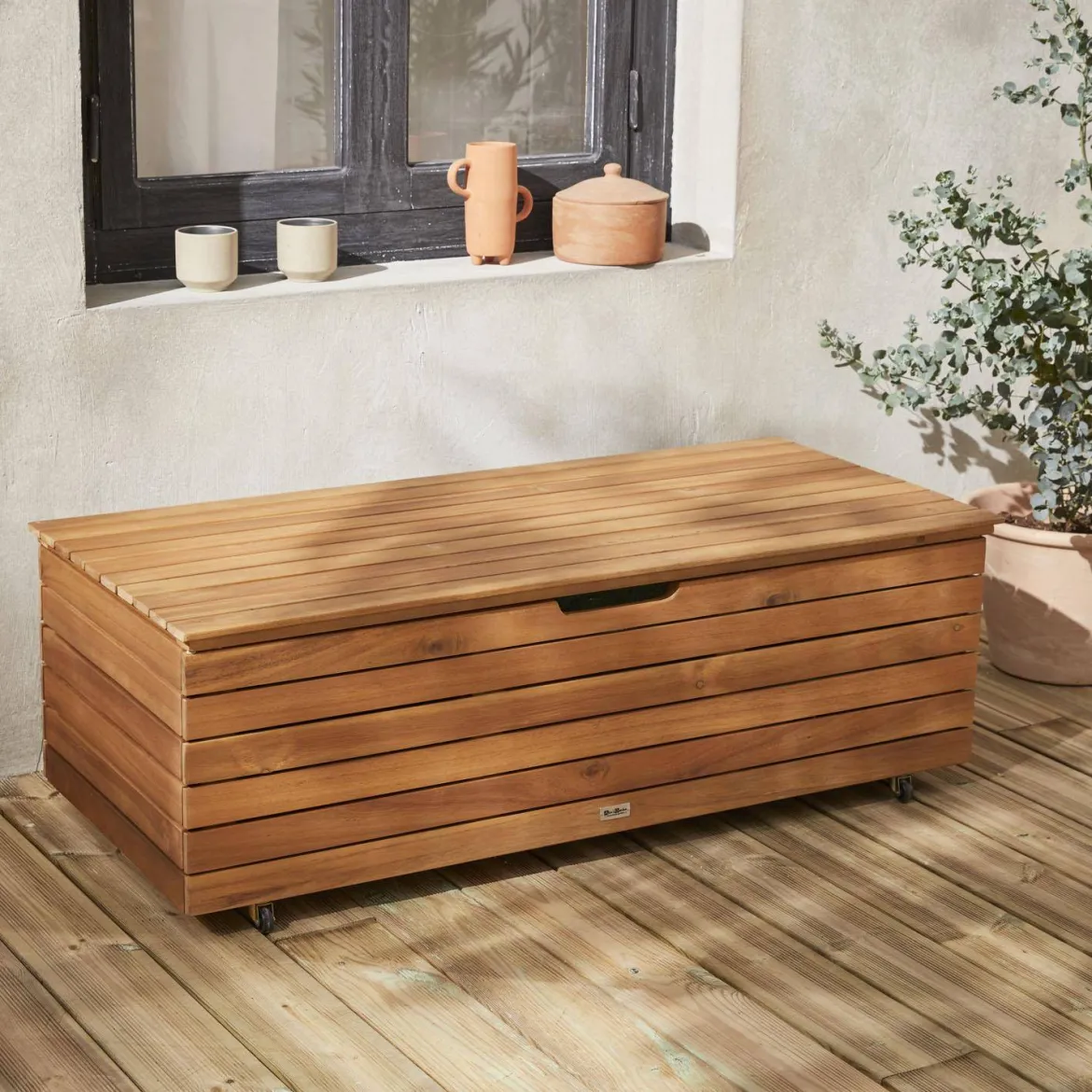 Baule da giardino in legno con rotelle, 110L