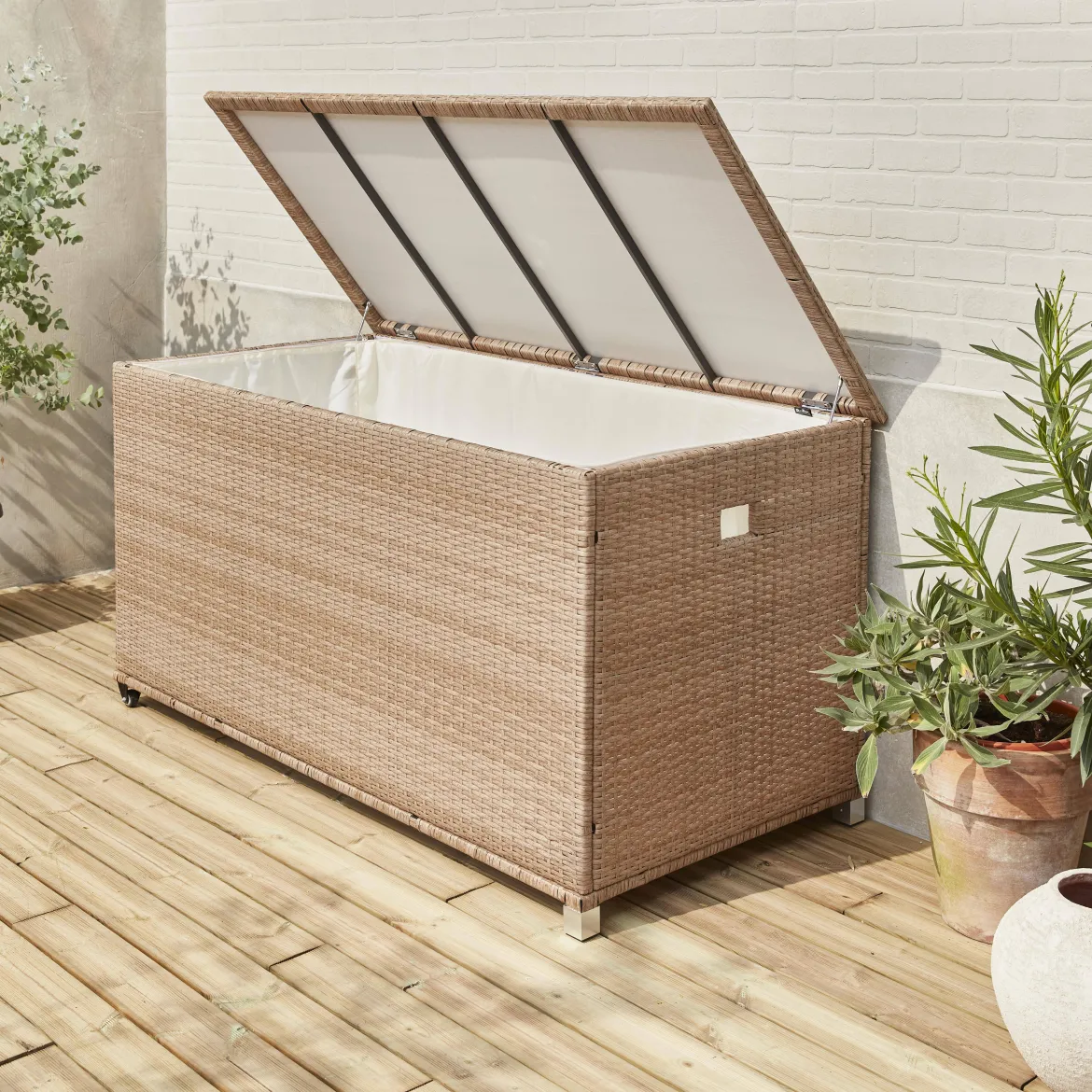 Baule da giardino in resina intrecciata con rotelle e fodera interna, 790L