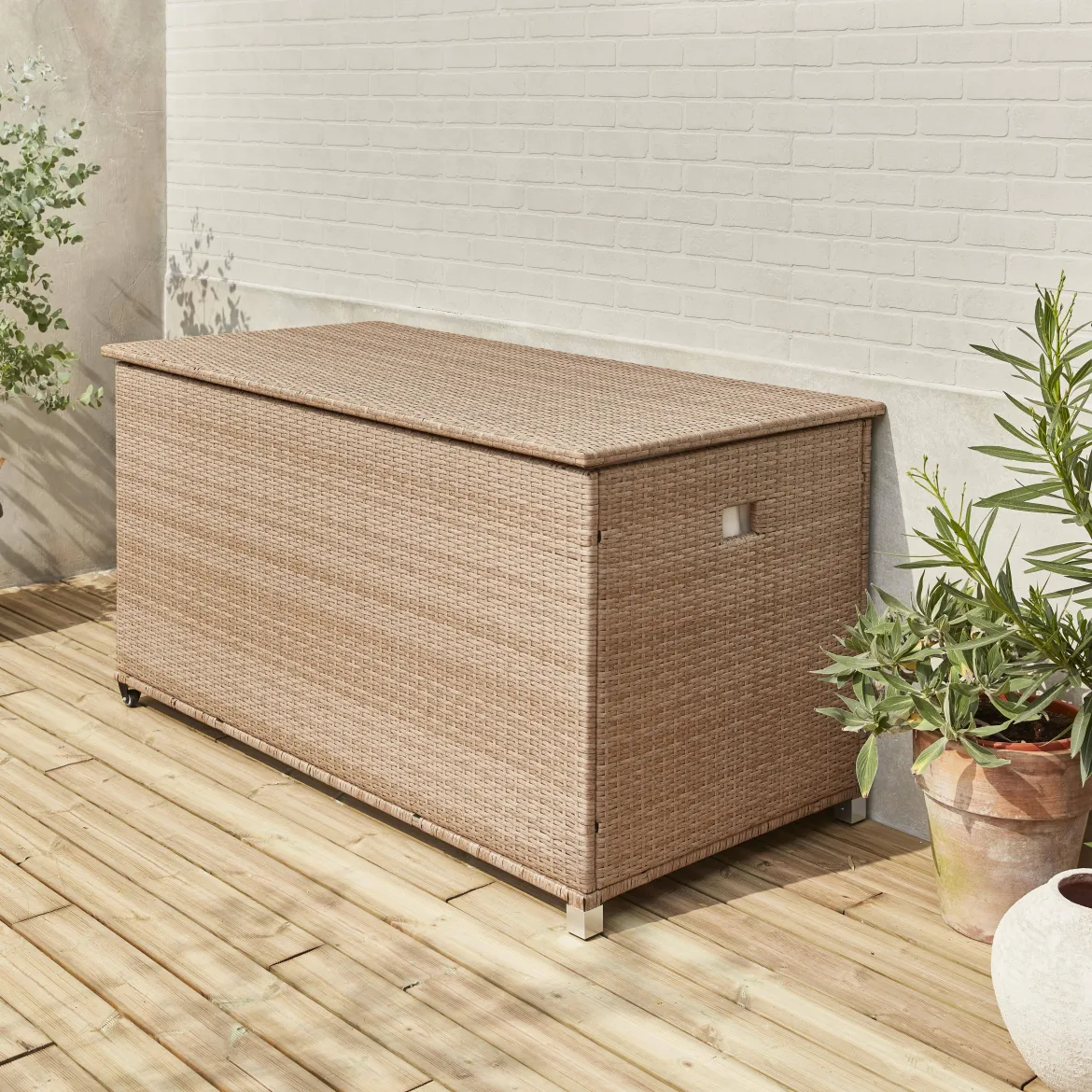 Baule da giardino in resina intrecciata con rotelle e fodera interna, 790L