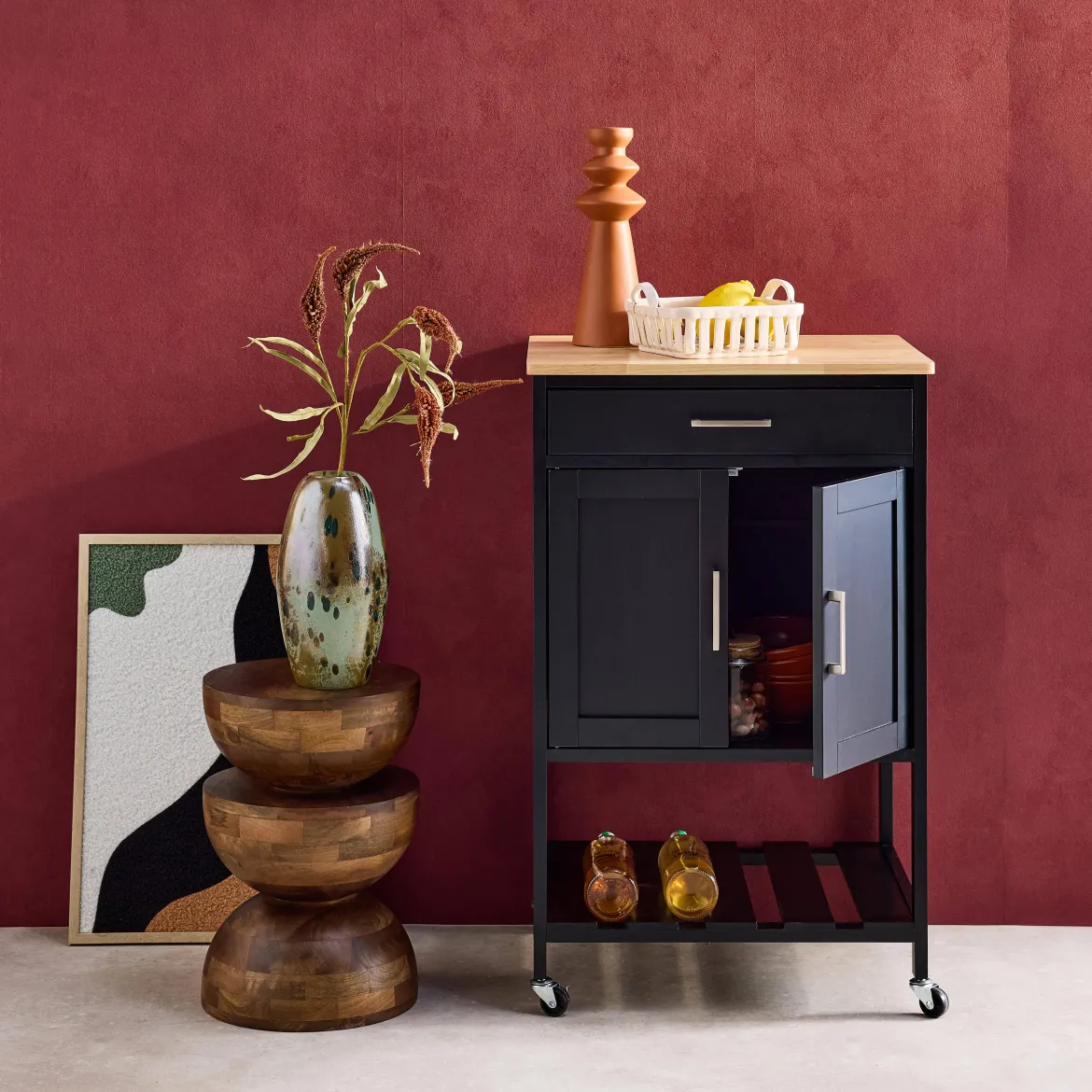 Carrello da cucina in legno di gomma con 2 ripiani, 56cm