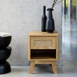 Comodino con cassetto e nicchia, effetto legno e cannage