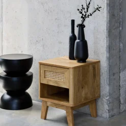 Comodino con cassetto e nicchia, effetto legno e cannage