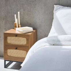 Comodino effetto legno e canna