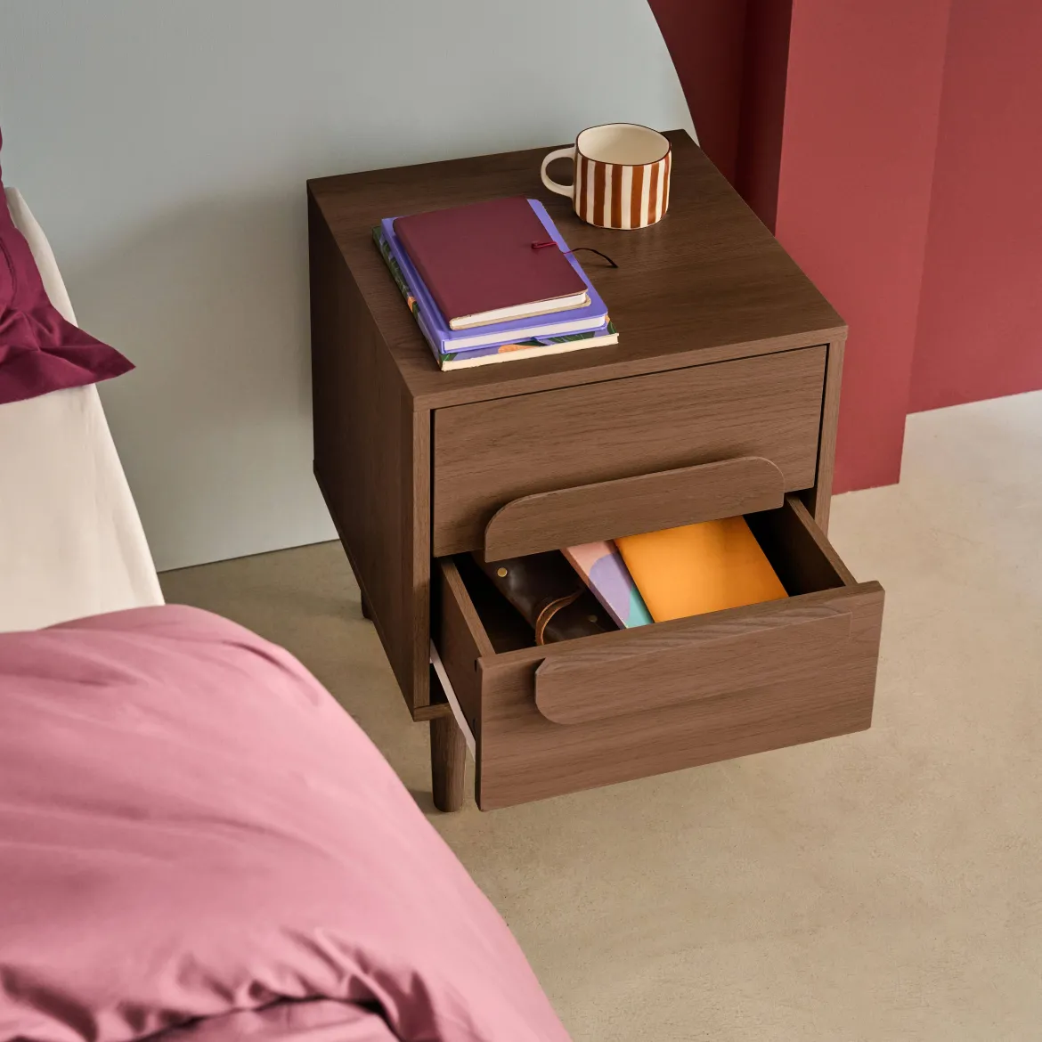Comodino vintage effetto legno 2 cassetti