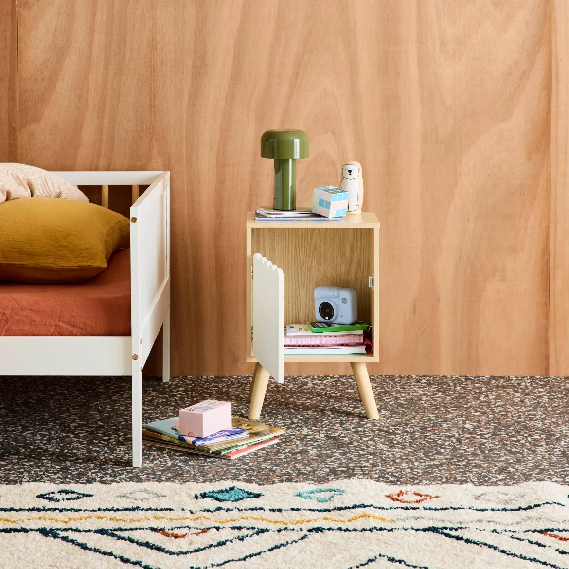 Comodino per bambini decorazione legno 1 anta