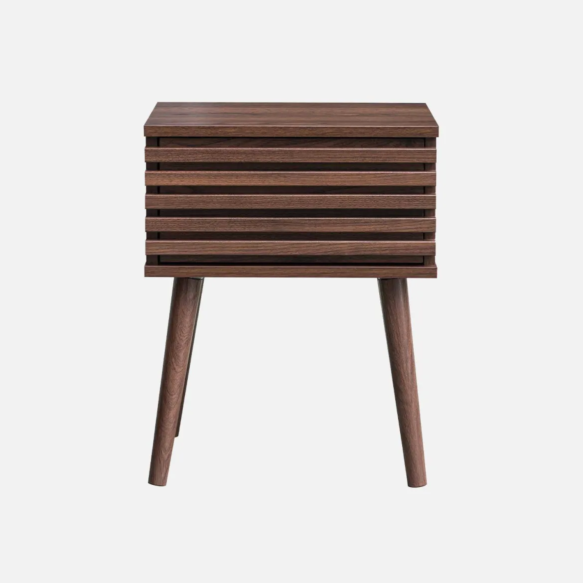 Comodino scandinavo con decori in legno scanalato