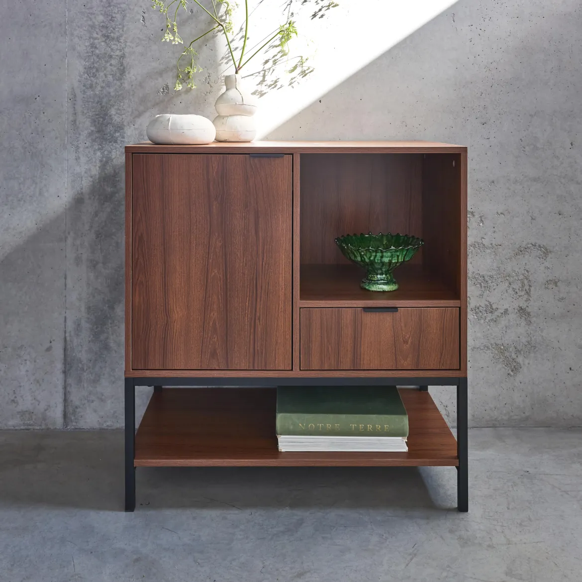 Credenza a 1 anta in legno di noce, 80cm