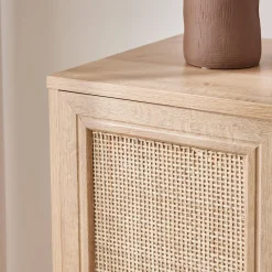Credenza con portabottiglie, decorazione in vimini e legno, 83cm