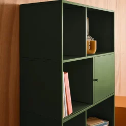 Credenza industriale in metallo con 8 scomparti