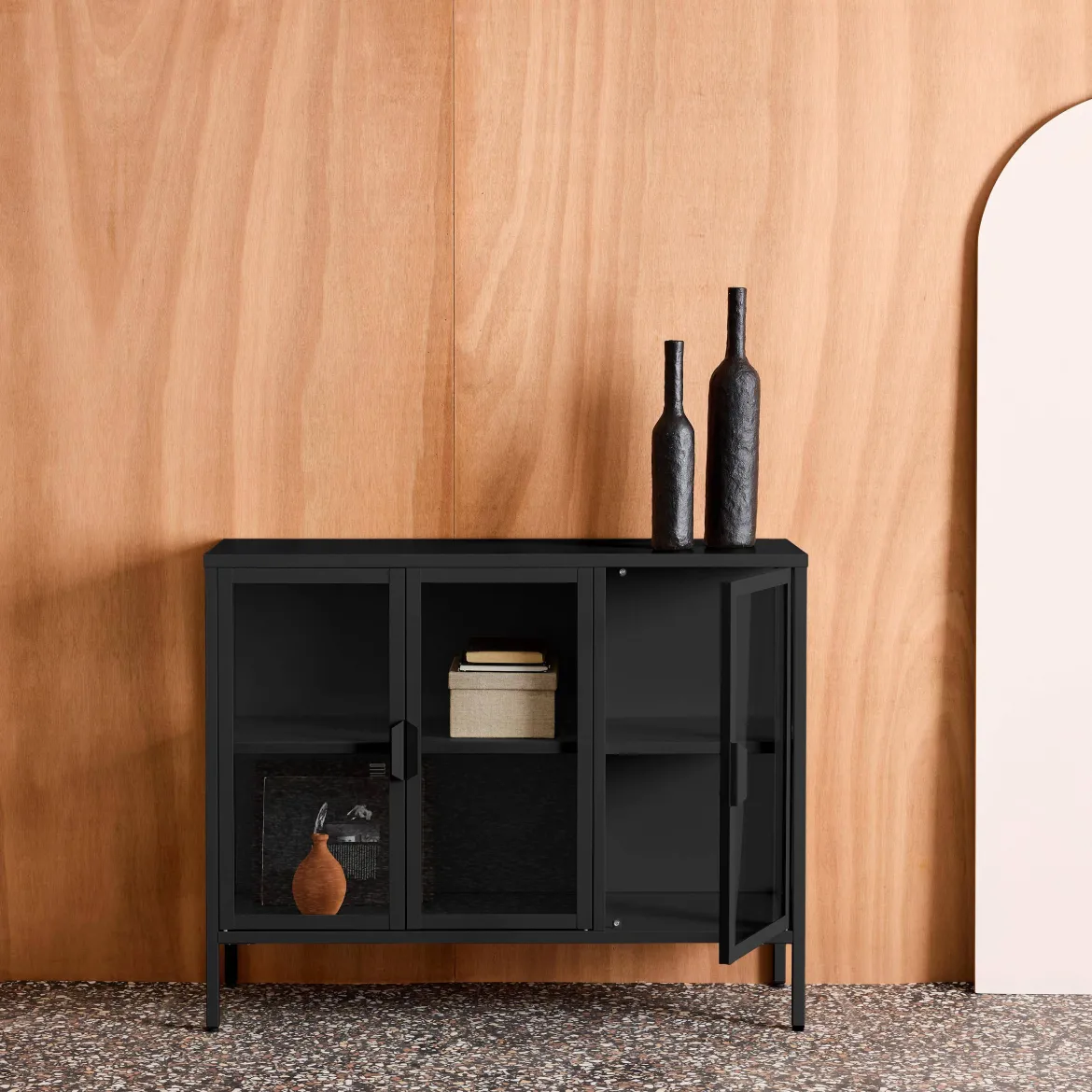 Credenza industriale in metallo e vetro temperato 3 ante, 100cm