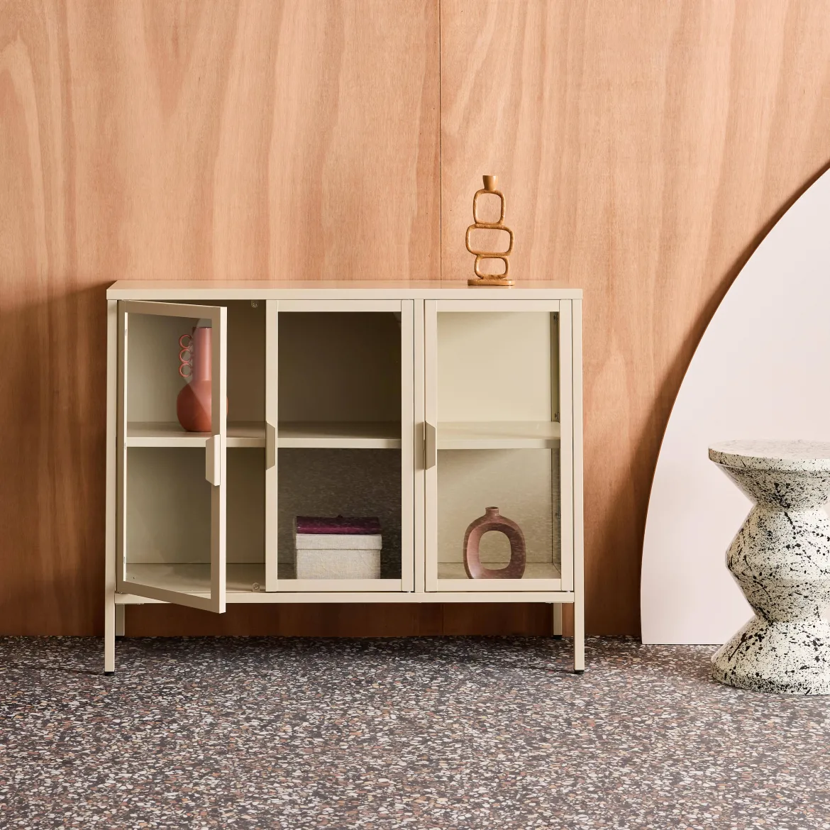 Credenza industriale in metallo e vetro temperato 3 ante, 100cm