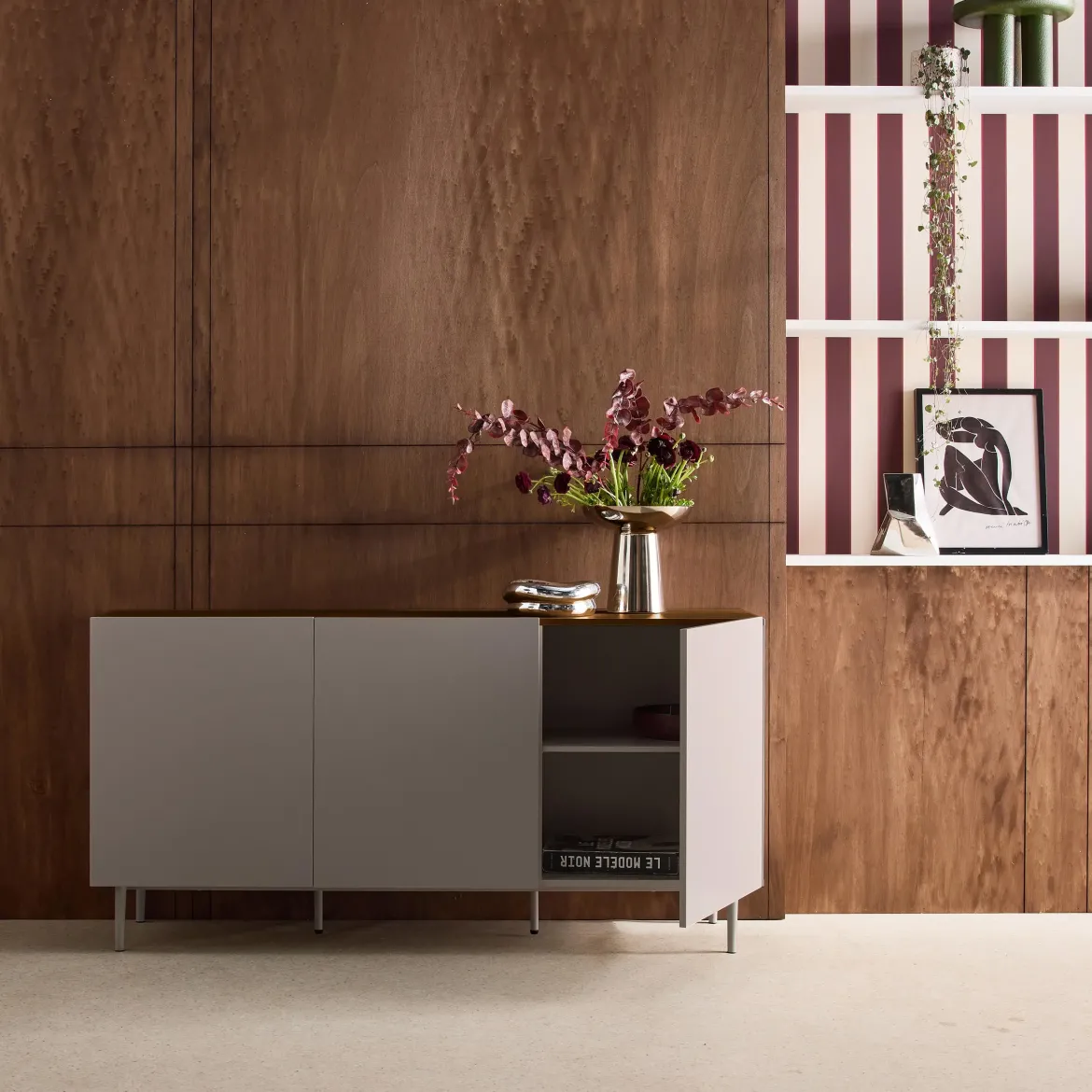 Credenza in metallo e decorazione in legno 3 ante, 150cm