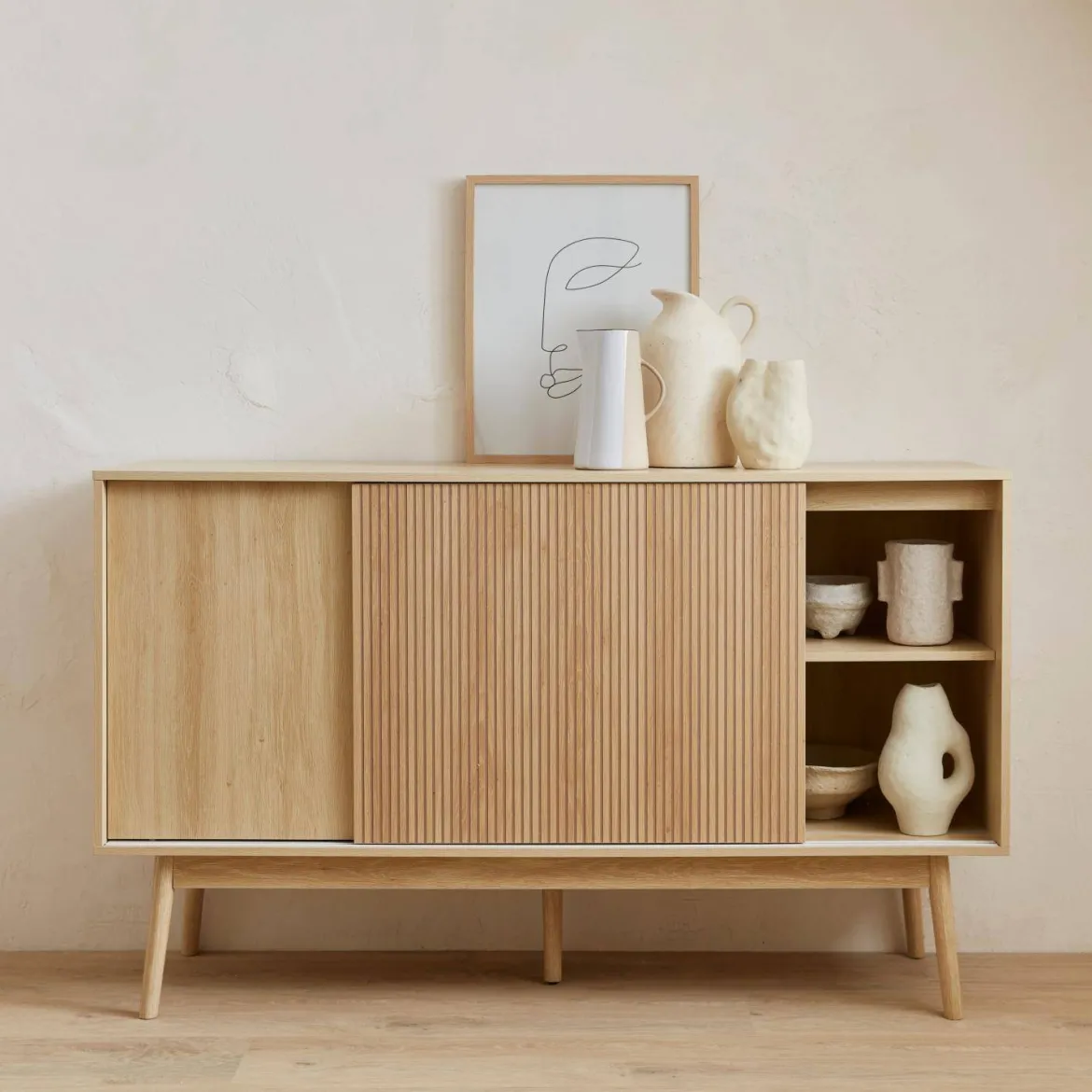 Credenza scandinava a 2 ante effetto legno, 150cm
