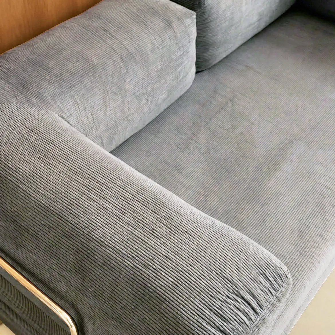 Divano letto futon in velluto a coste e struttura cromata