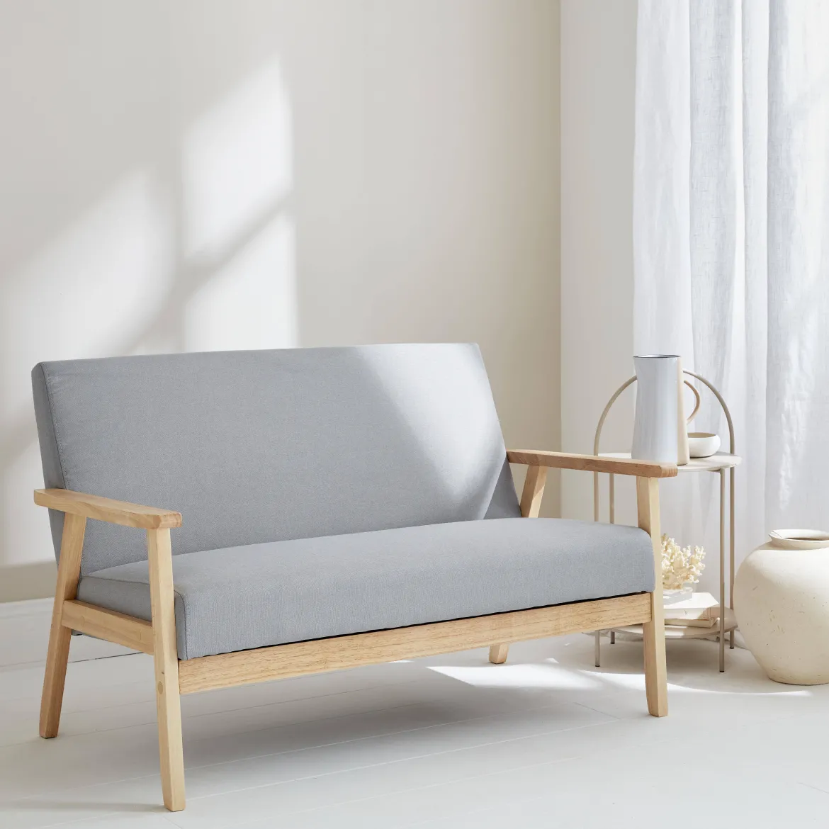 Divano stile scandinavo in legno e tessuto, 2 posti