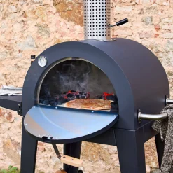 Forno per pizza da esterno a carbonella con ruote