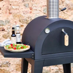 Forno per pizza da esterno a carbonella con ruote