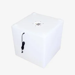 Lampada a cubo LED colore bianco con batteria ricaricabile