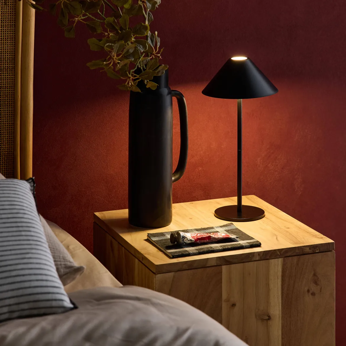 Lampada da tavolo LED senza fili, 135cm