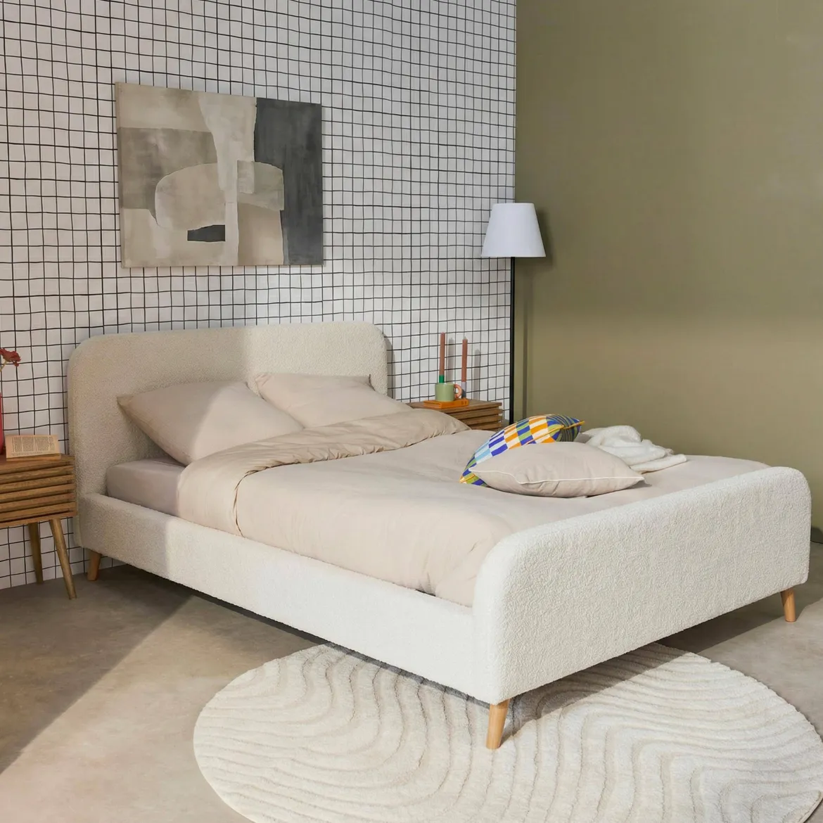 Letto con rete e testiera imbottita bouclé, 140x190cm