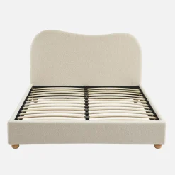 Letto con rete a doghe e testiera, bianco con finitura bouclé