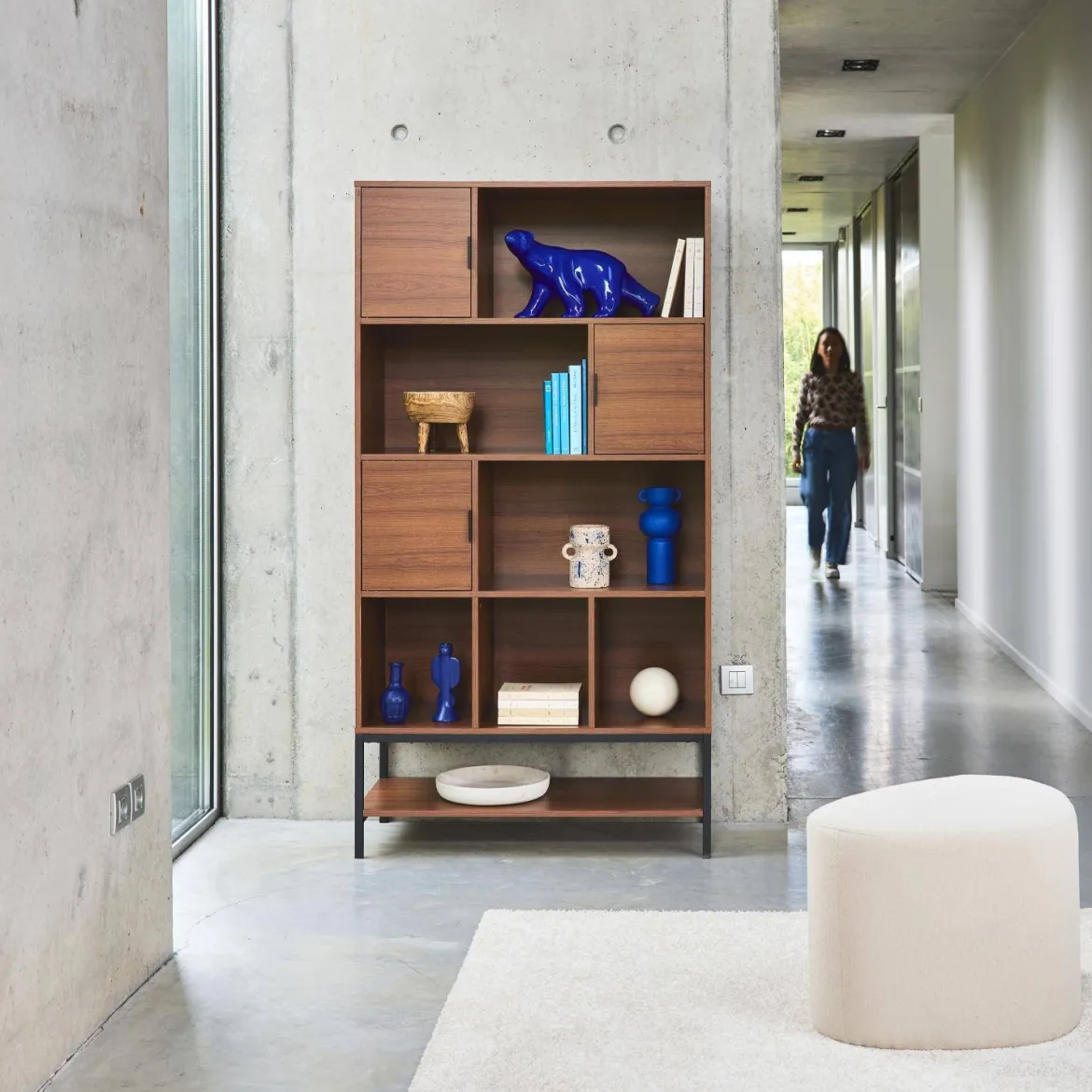 Libreria effetto legno tinto noce, 9 scomparti
