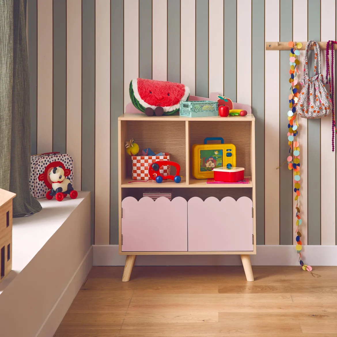 Libreria per bambini a 2 ripiani e 2 ante