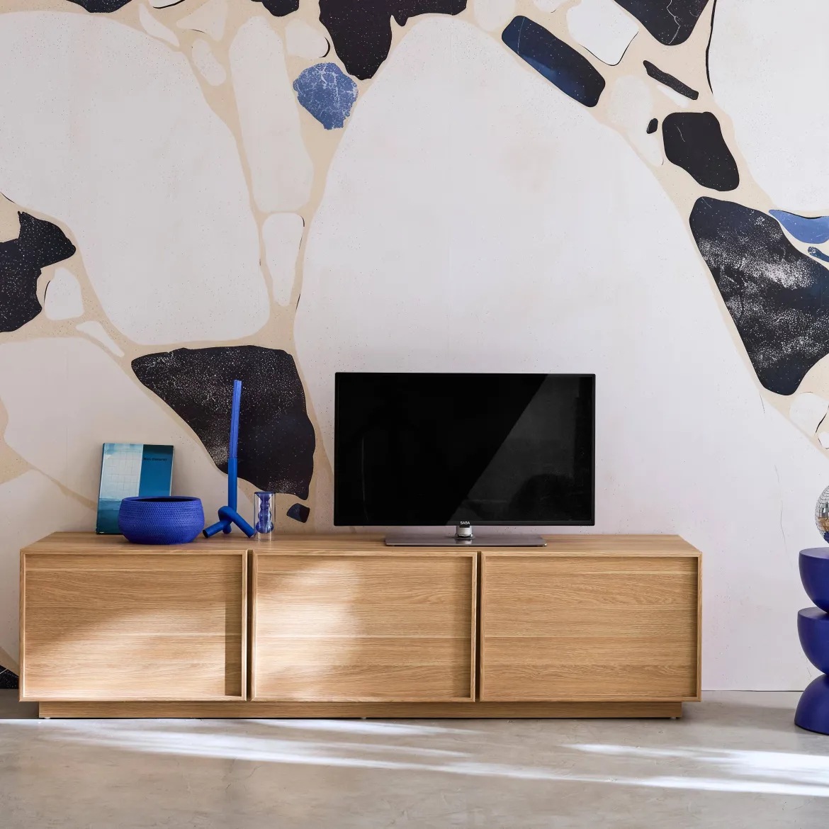 Mobile TV decorativo in legno 3 ante 180cm