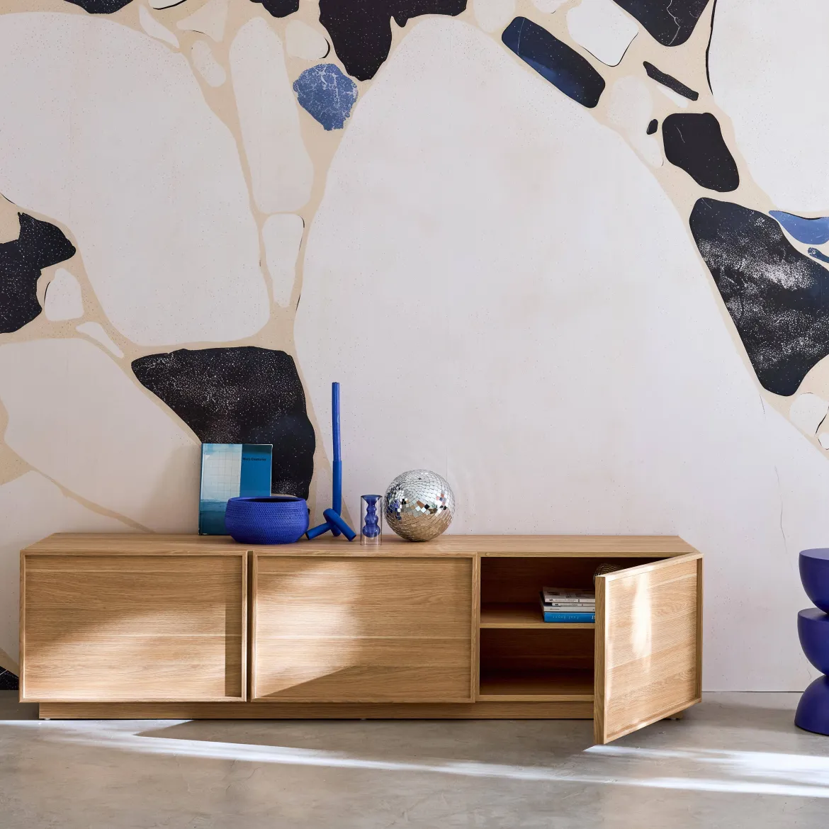Mobile TV decorativo in legno 3 ante 180cm