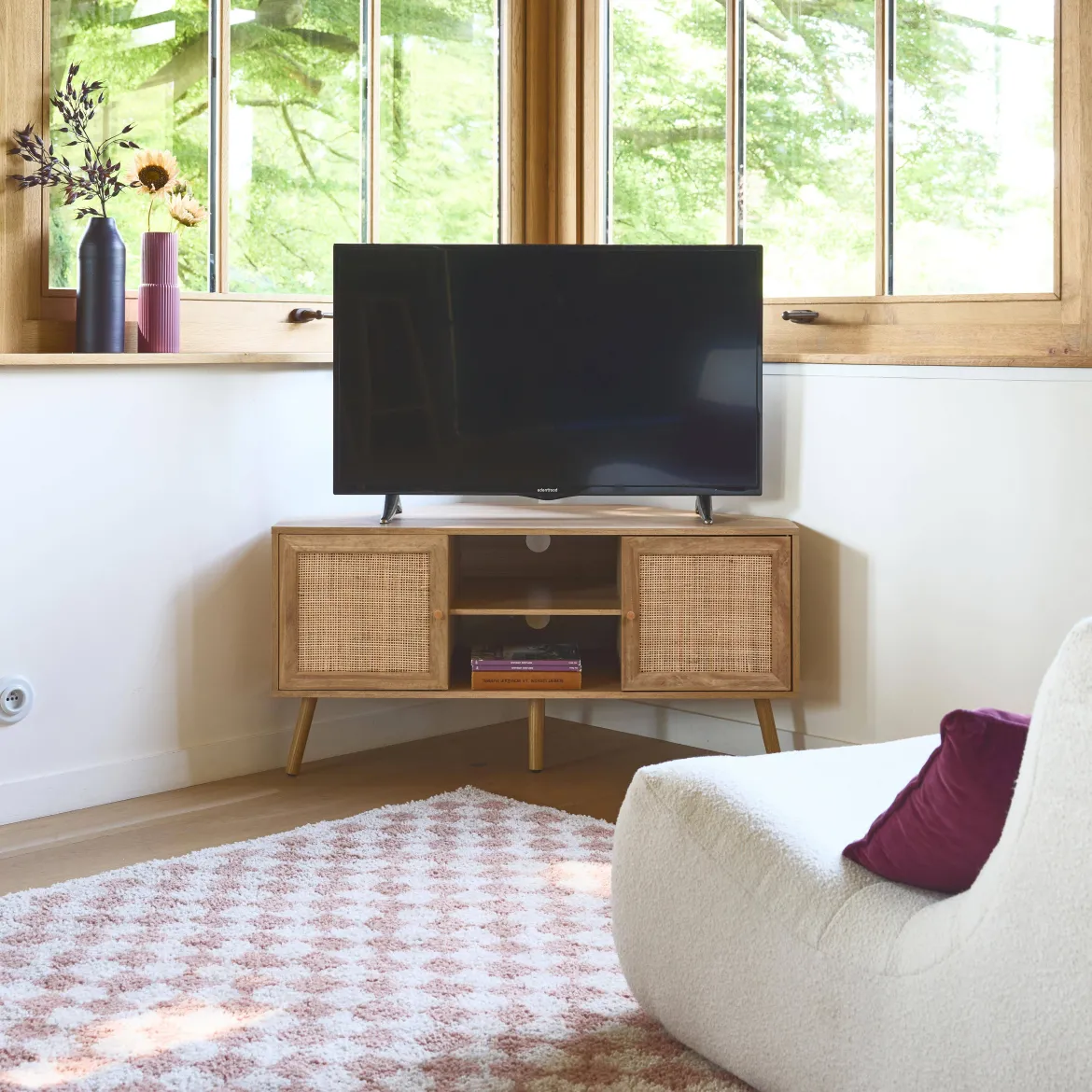 Mobile TV in legno e canna, 2 ante, 1 ripiano, 115cm