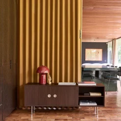 Mobile TV vintage in legno e acciaio inossidabile a 2 ante, 140cm