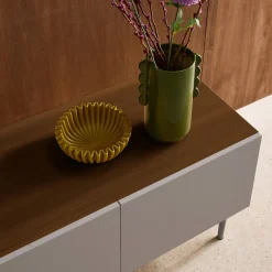 Mobile TV in metallo e decorazione in legno 4 ante, 180cm