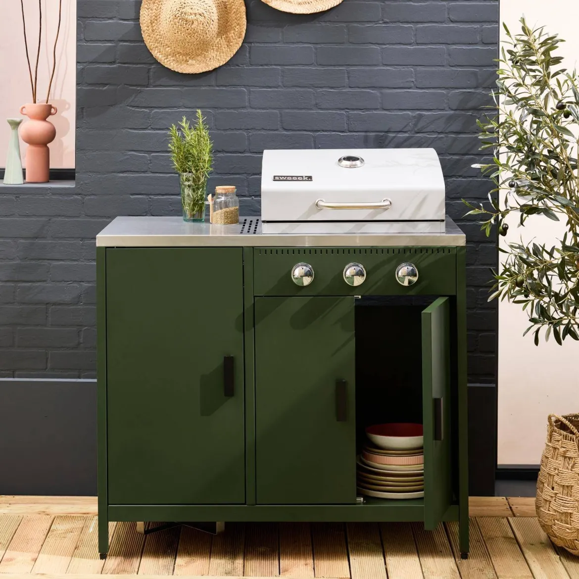 Modulo cucina da esterno in metallo con barbecue a gas a 3 bruciatori