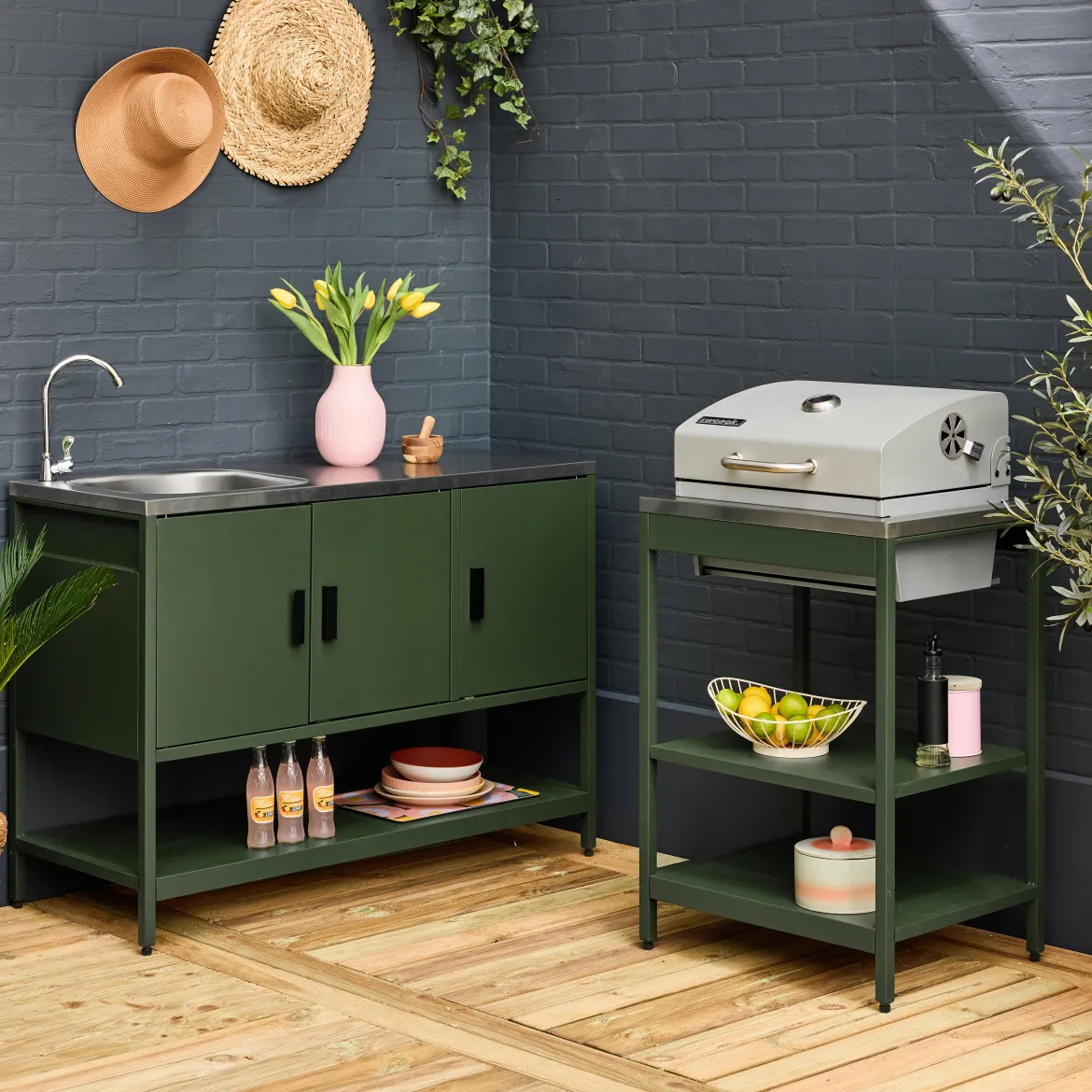 Modulo cucina da esterno con barbecue a carbonella e lavandino, 2 moduli