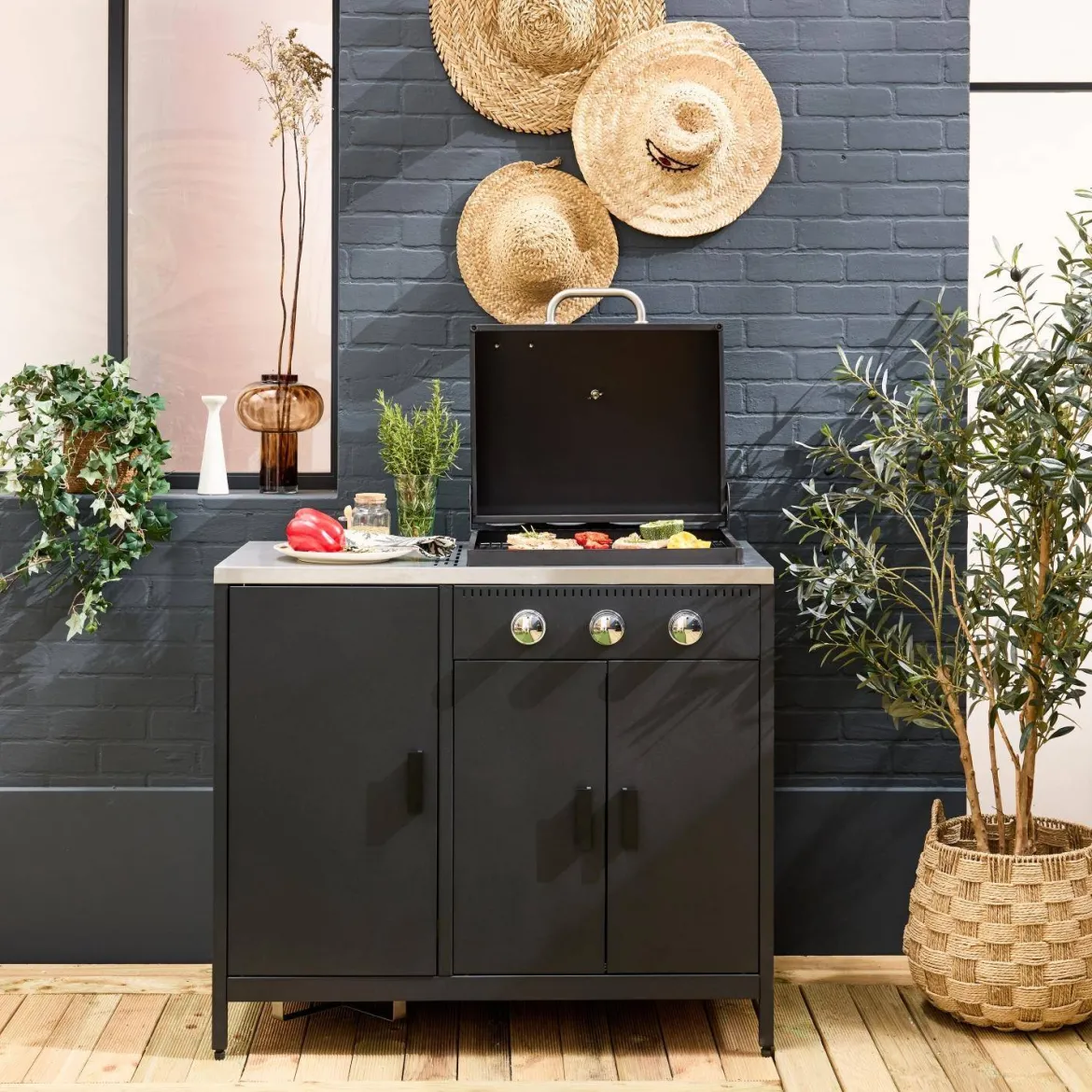 Modulo cucina da esterno in metallo con barbecue a gas a 3 bruciatori