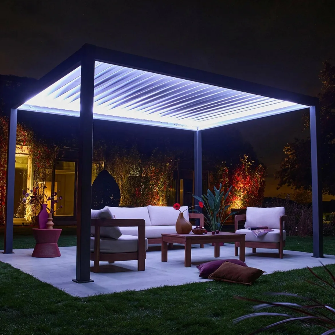 Pergola bioclimatica elettrica 3x4m in alluminio con illuminazione a LED