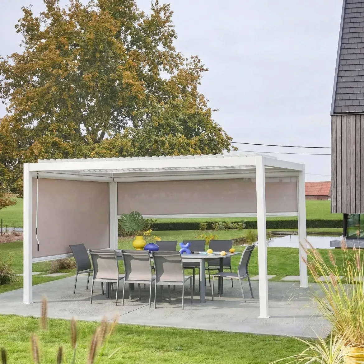 Pergola bioclimatica 3x4m in alluminio e acciaio + 1 tenda 3m + 1 tenda 4m