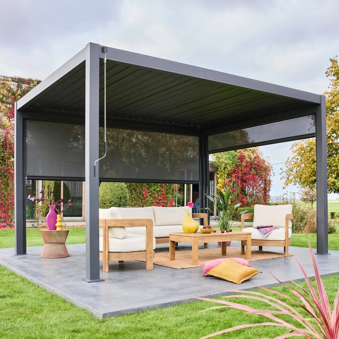 Pergola bioclimatica 3x4m in alluminio + tenda da 3m + tenda da 4m