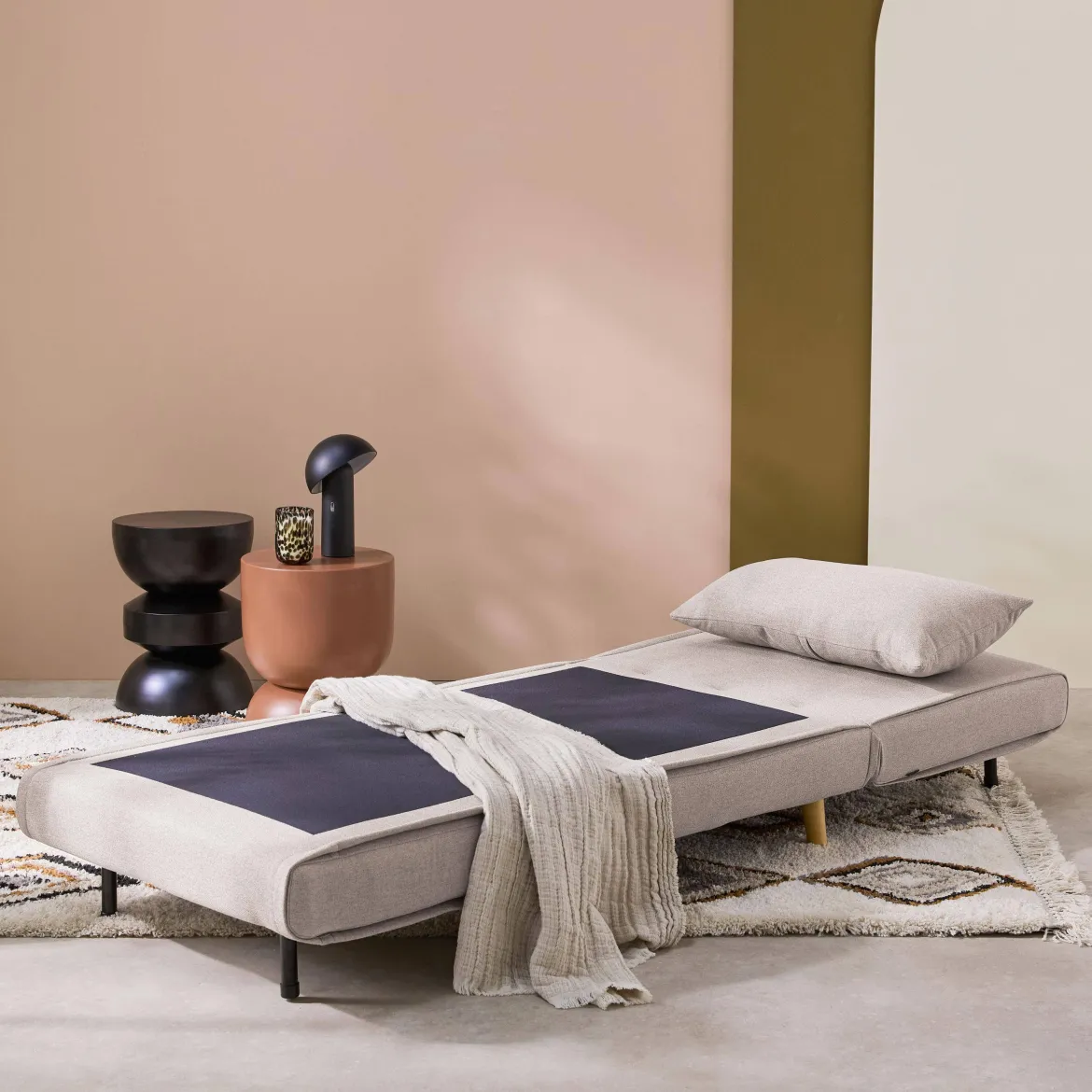 Poltrona letto convertibile tessuto con piedi in legno