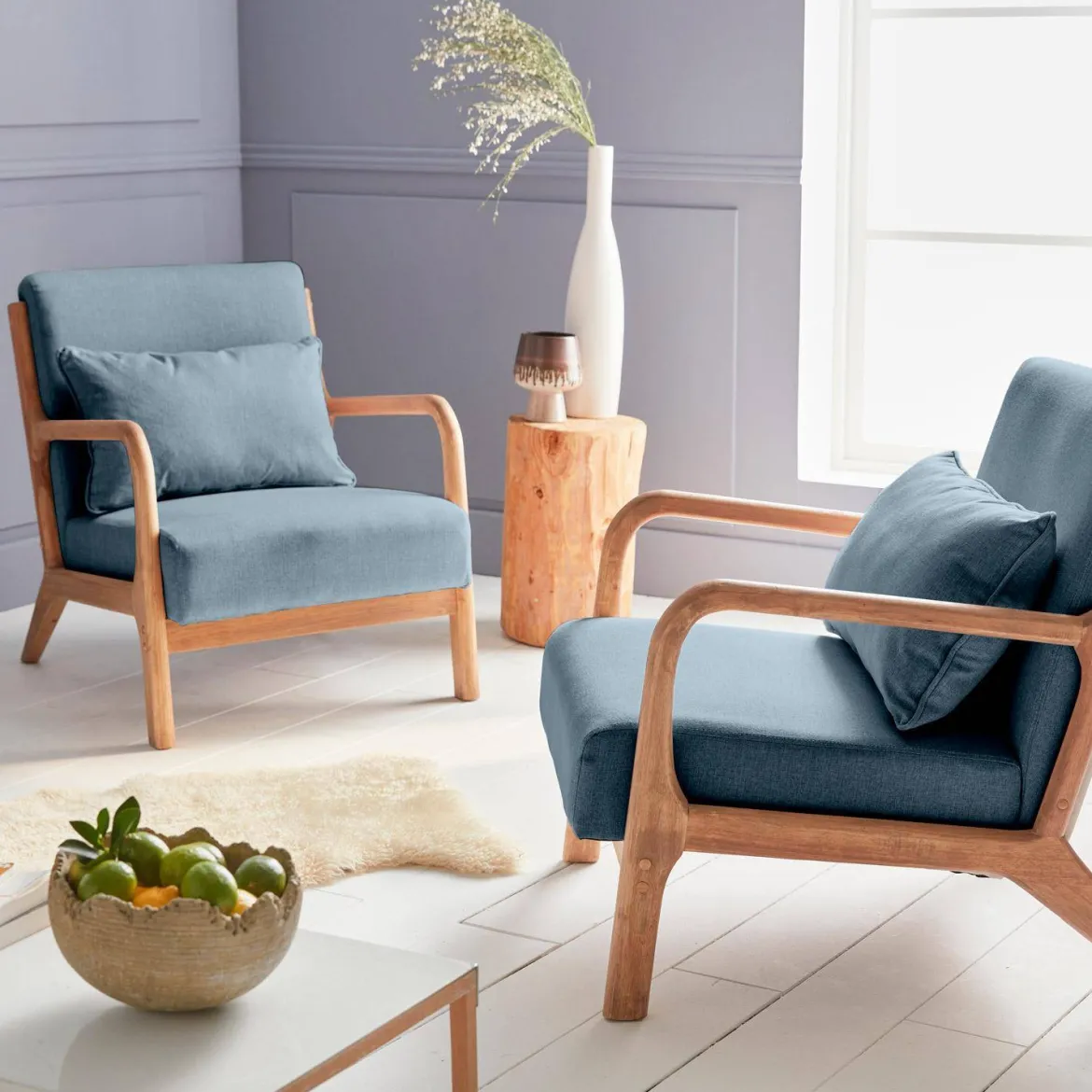 Poltrona scandinava in legno e tessuto con braccioli