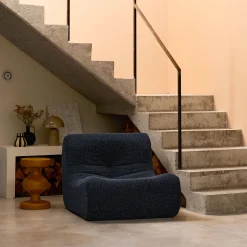 Poltrona senza braccioli in tessuto effetto alpaca