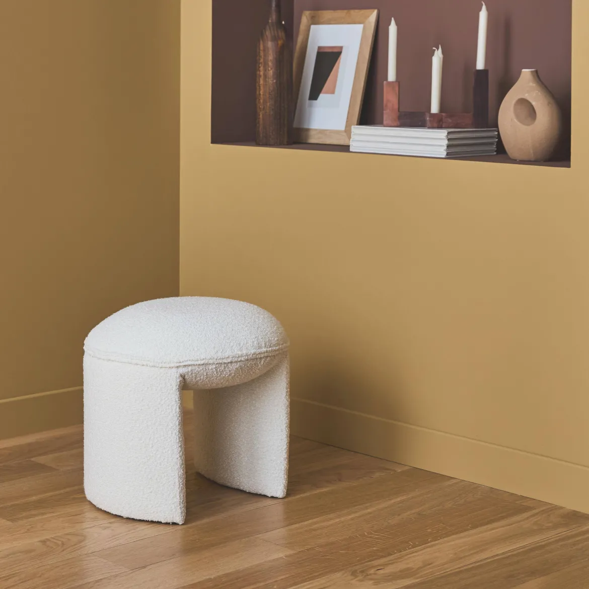 Pouf in bouclé