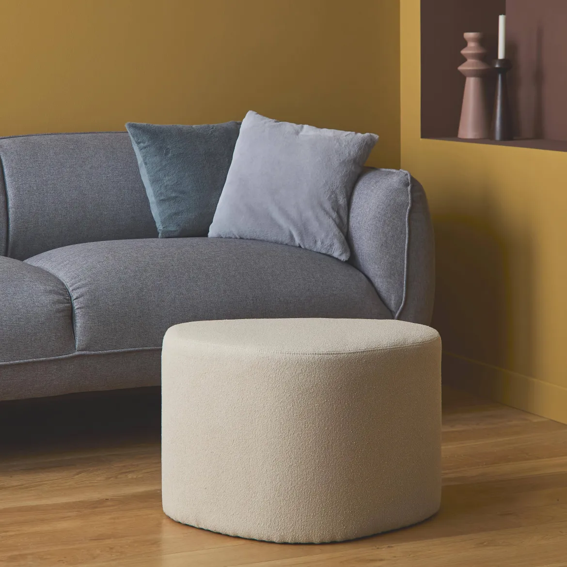 Pouf a forma di ciottolo in tessuto
