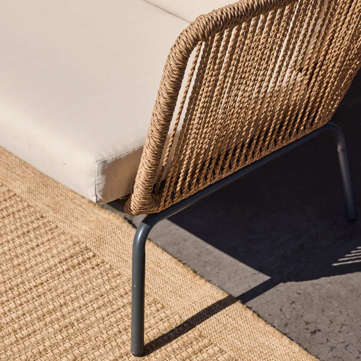 Salotto da giardino in resina intrecciata effetto rattan, 5 posti