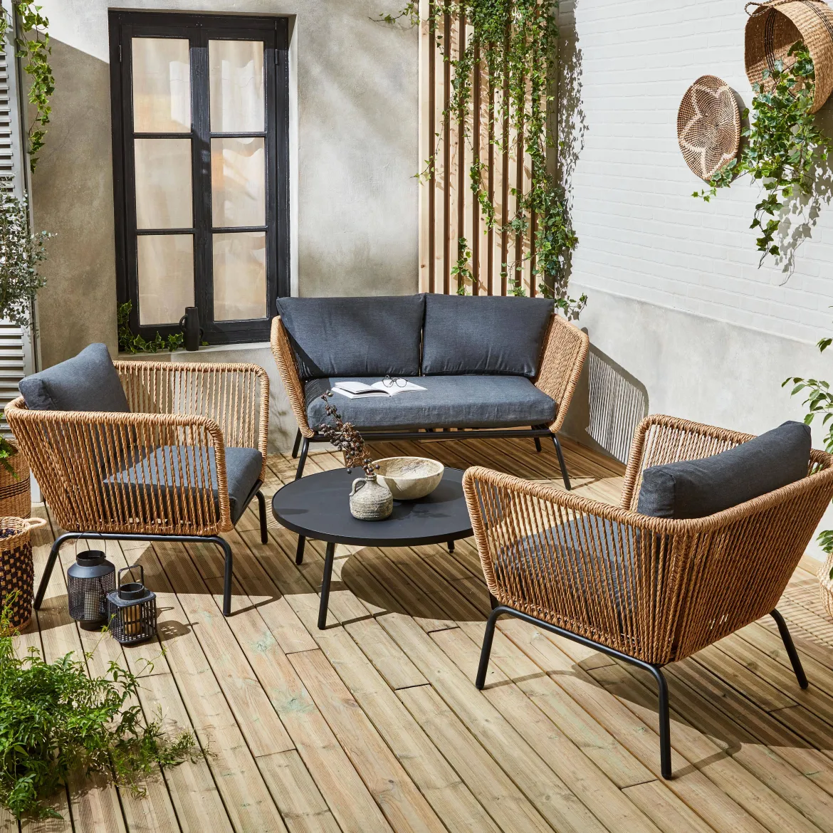 Salotto da giardino in resina intrecciata effetto rattan, 4 posti