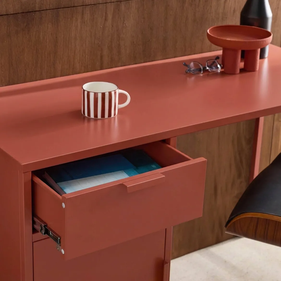 Scrivania per bambini in acciaio laminato, 1 cassetto