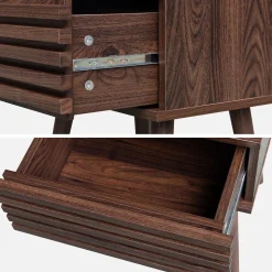 Set 2 comodini scandinavi con decoro in legno scanalato