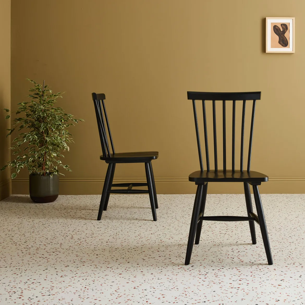 Set 2 sedie da pranzo in legno, impilabili stile vintage