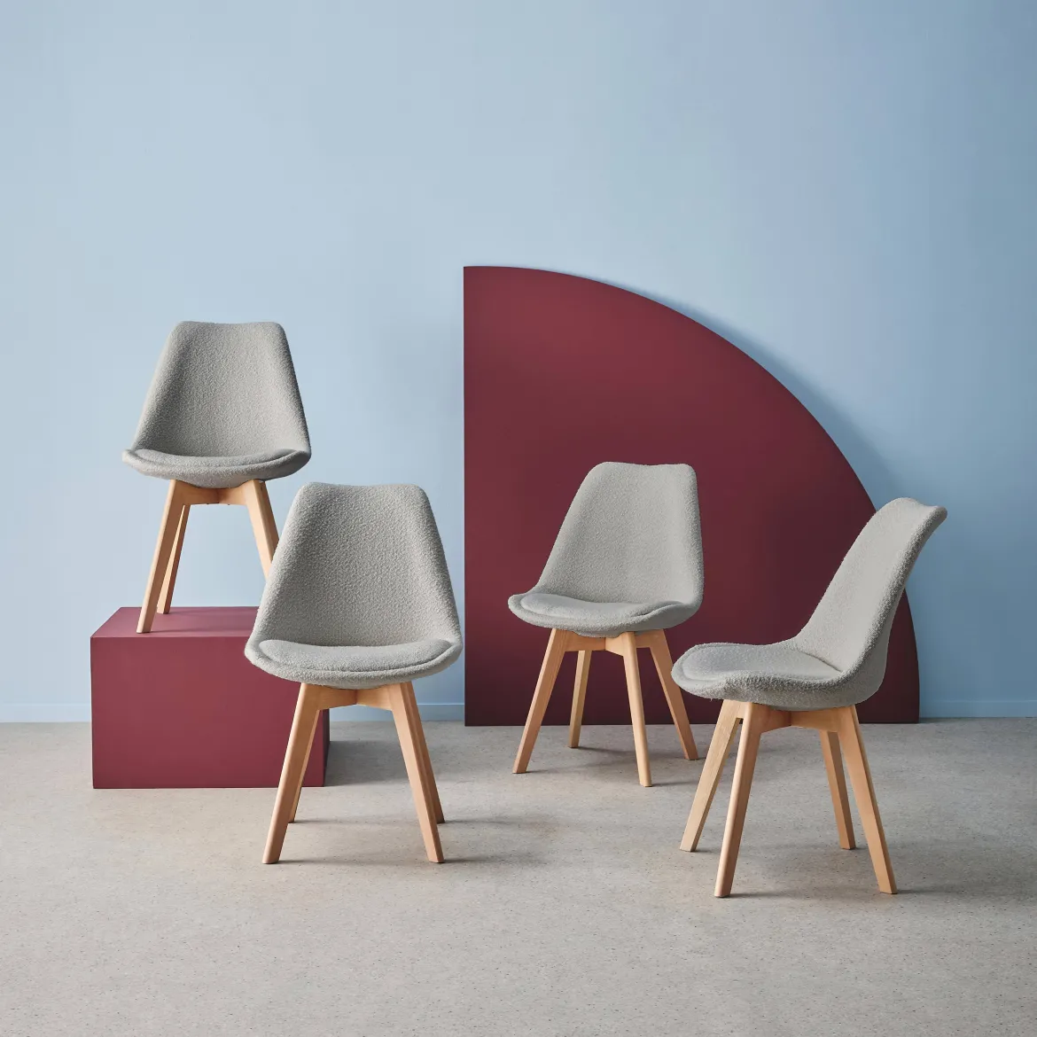 Set 4 sedie scandinave legno di faggio e bouclé strutturato
