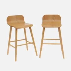 Set 2 sgabelli da bar scandinavo in legno di hevea 67,5 cm